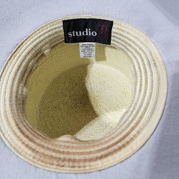 Pale blue gray Studio B fancy hat - Picture 6 of 6